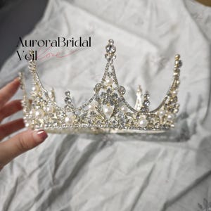 Pearl & Crystal Bridal Tiara,Regal Pearl - Crystal Wedding Crown,Ethereal Bridal Pearl Tiara,Rhinestone Wedding Tiara