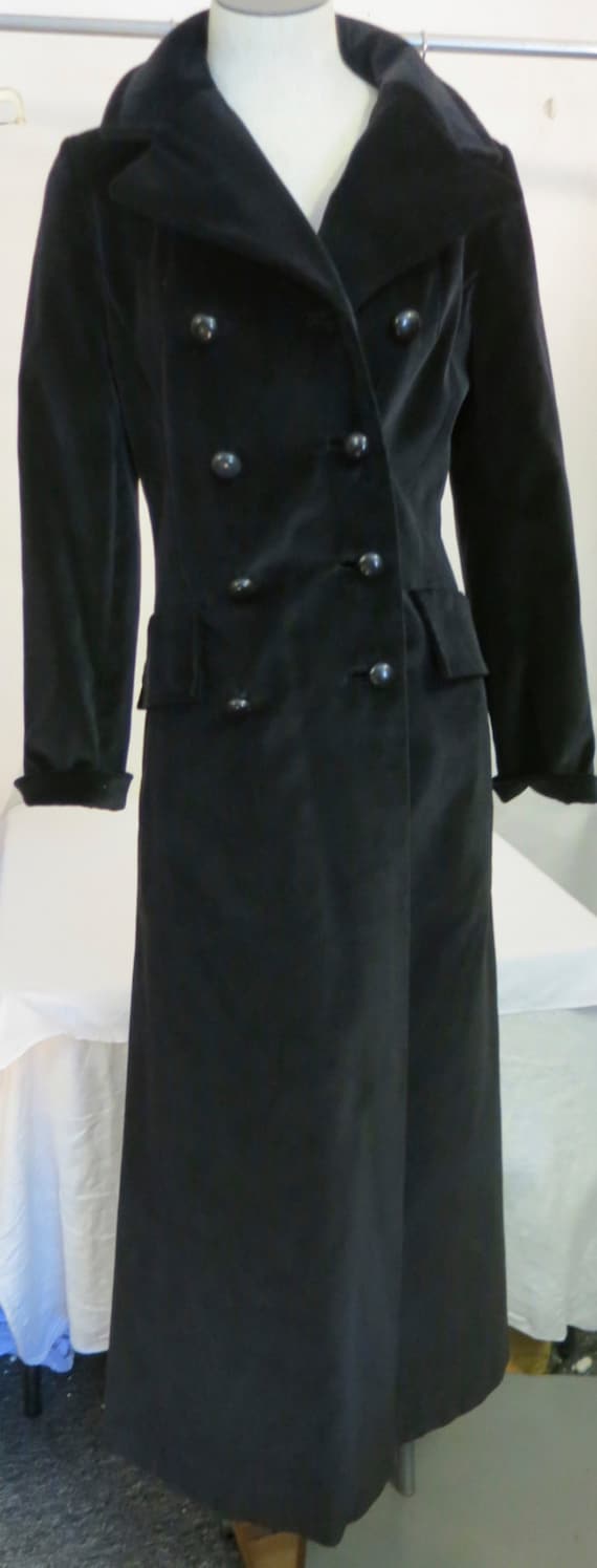 Vintage 1970's Black Velvet Mod Edwardian Coat Siz