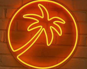 Könnte beinhalten: Ein Neonschild mit einer gelben Palmensilhouette in einem gelben Kreis, vor einem orangefarbenen Hintergrund. Das Schild ist an einer Ziegelmauer angebracht und erzeugt ein tropisches Thema.