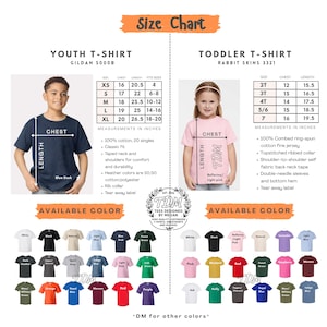 K&ouml;nnte beinhalten: Gr&ouml;&szlig;entabelle f&uuml;r T-Shirts f&uuml;r Jugendliche und Kleinkinder, mit Ma&szlig;en in Zoll. Eine Vielzahl von Farben ist verf&uuml;gbar. Das Jugend-T-Shirt ist Gildan 5000B, und das Kleinkind-T-Shirt ist Rabbit Skins 3321.