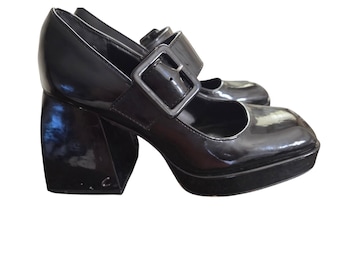 Sapato de salto bloco estilo Mary Jane, preto envernizado, modelo Circus by Sam Edelman, tamanho 7,5 (EUA).