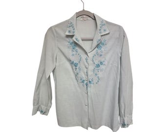 Lily Blue Floral Embroidered Light Blue Button Up Shirt Womens Size 34