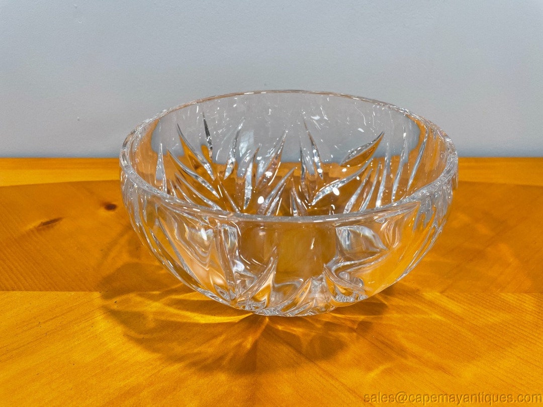 Vintage Large Crystal Bowl Cut Glass Lead Crystal Leaf Pattern