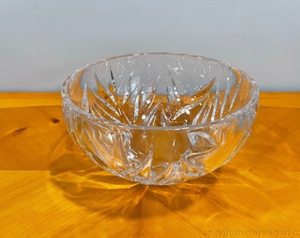 Vintage Large Crystal Bowl Cut Glass Lead Crystal Leaf