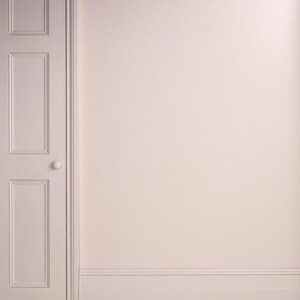 Annie Sloan Satin Paint Pointe Silk Light Pink Furniture Paint All in One image 3