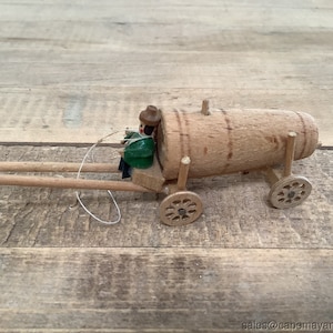 Miniature Doll House Decor Wood Covered Wagon on Wheels w Driver 3&quot; L by 3&quot; T