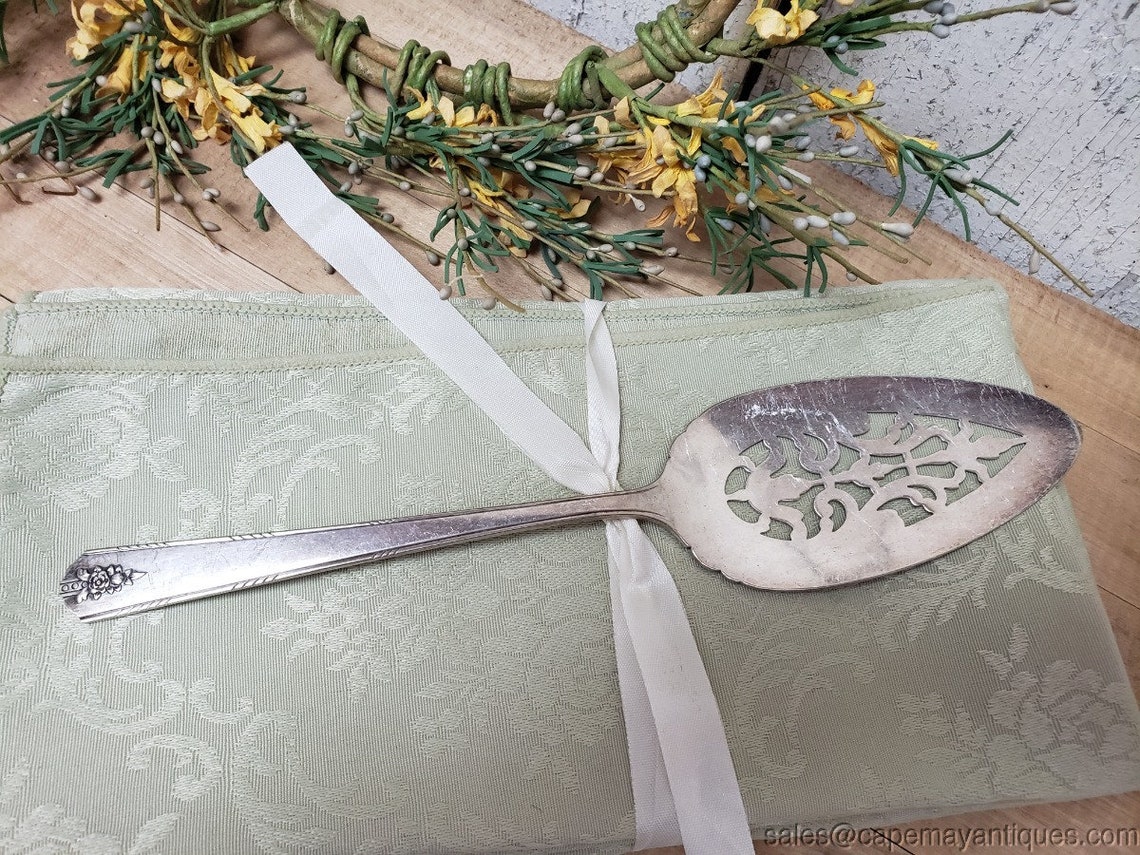 Silverplate Oneida Pie Server Serving Utensil Cutwork Etsy