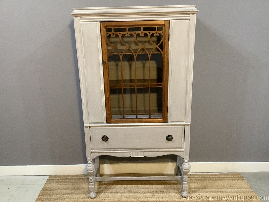 Vintage Painted Light Gray China Glass Front Single Door Wood