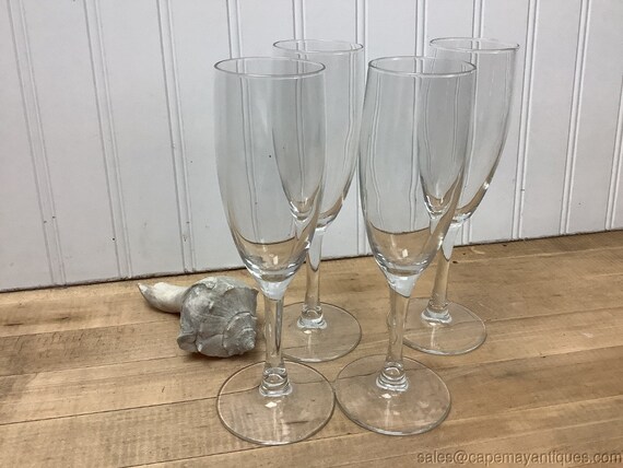 4 Flute Champagne Glasses Sherbet Fancy Drinks Clear Glass 7.75 Tall  Vintage 