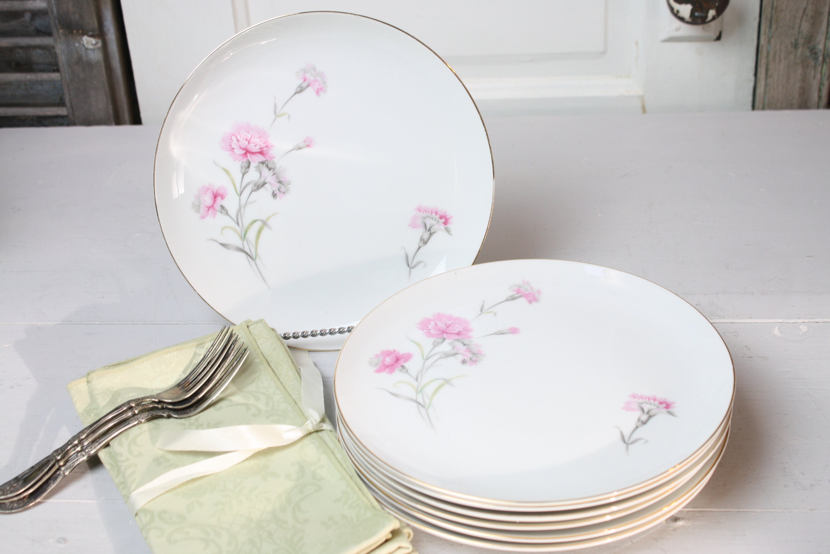 7 Dinner Plates Pink Carnation Flowers Japan Vintage Fine China