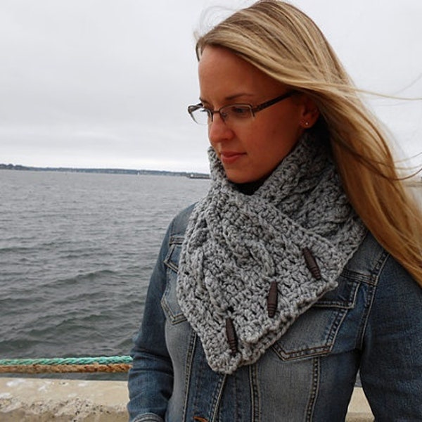 Fisherman's wife Crochet Cowl by kams-store.com