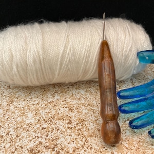 Handmade Boye Loom Hook, Acrylic Handle Knitting Tool