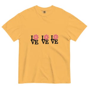 Unisex garment-dyed heavyweight t-shirt
