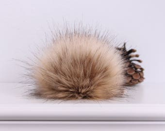 Golden Lynx Faux Fur Pompom. Faux Fur Pompoms. Brown Fur Pompom. Fur Pompom for Hat. Faux Fur Pom. Fur Pompoms.