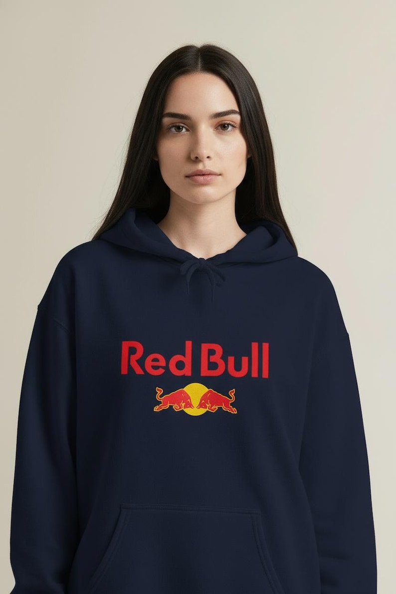 Bluza z kapturem Red Bull Racing, bluza z kapturem zespołu F1, bluza z kapturem Red Bull F1 Team, odzież na dzień wyścigu, idealna dla fanów Red Bulla, unisexowa bluza z kapturem wyścigowa zdjęcie 4