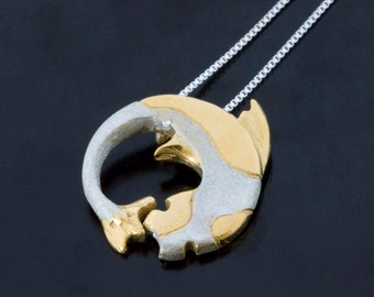 鯉 — Gold and silver koi fish necklace
