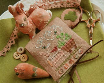 Shamrock Bunny Needle Case and Scissor Fob Project Pack (lst in a Seasonal Series of Six Needle Cases)