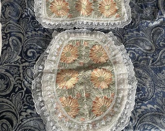 Vintage Toilet Cover Set Cream Floral Mod Tank Seat Cottage Core Lace