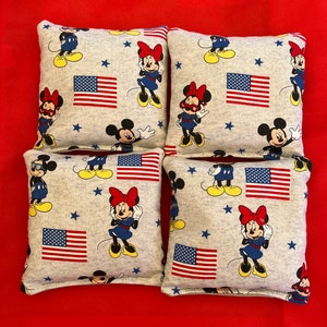 Cornhole bags Set of 4 Minnie and Mickey Mouse