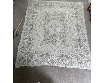 Mantel de encaje unisex sin marca, 60x72 cm, color crema, excelente, con medallón floral vintage.