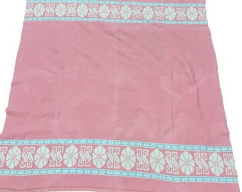 Manta vintage de camping de 66 x 70 cm con borde floral rosa con diseño de greca. Buena calidad.