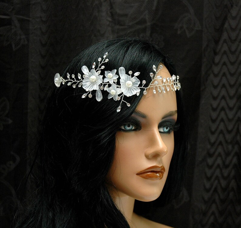 Bridal Headpiece Wedding Hairpiece Crystal Hair Vine Silver Wedding Delicate Hair Vine Long Pearl Hair Vine Bridal Floral Hair Vine