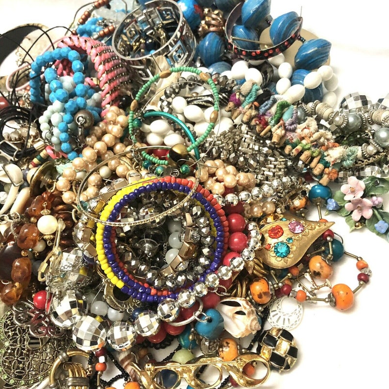 Untested Mix Jewelry Lot 1 12 Pounds Unsorted Vintage To Modern Wear Resell Repurpose Craft Bag Costume Jewelry
