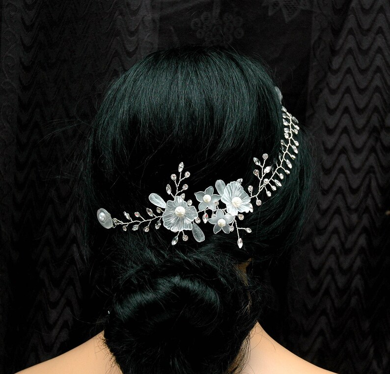 Bridal Headpiece Wedding Hairpiece Crystal Hair Vine Silver Wedding Delicate  Hair Vine Long Pearl Hair Vine Bridal Floral Hair Vine