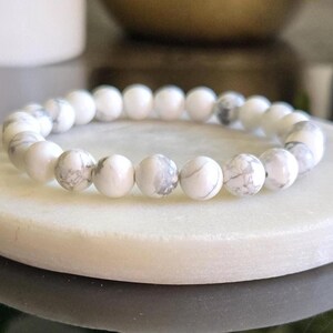 Howlite white gemstone bracelet, crystal beaded bracelet hand made jewelry, unisex bracelet stretch bracelet made with love gift