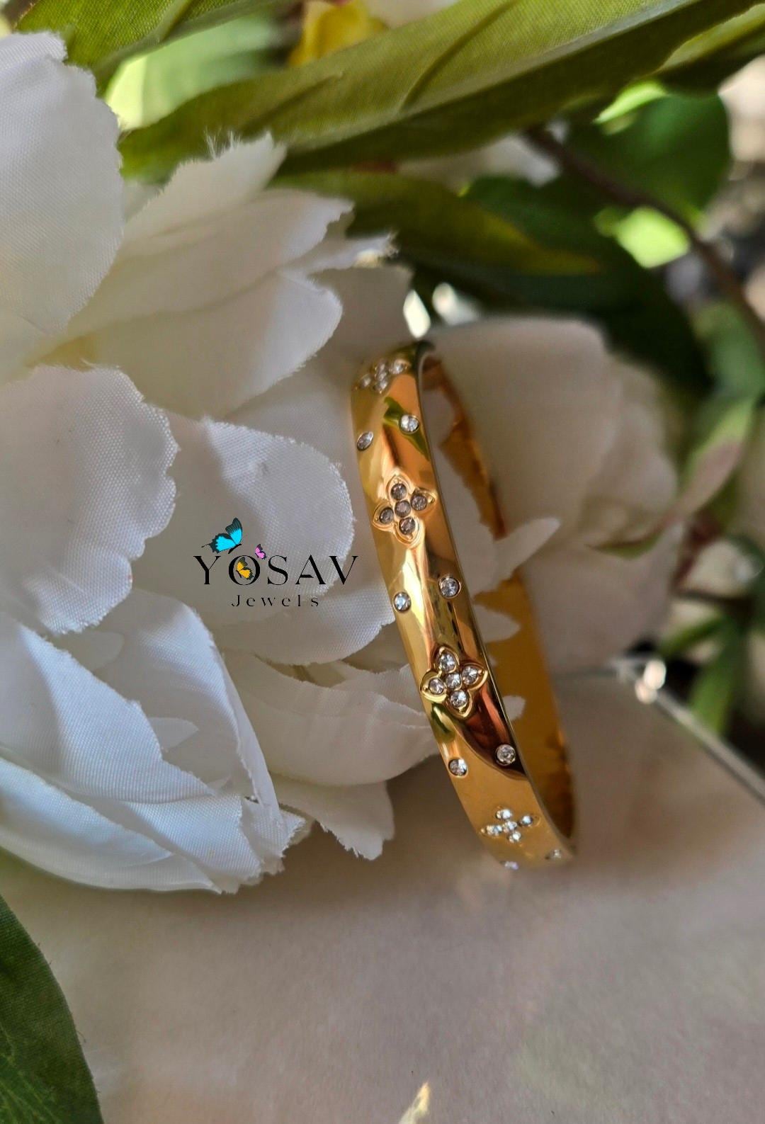 18k Gold Plated Clover CZ Diamond Bangle Bracelet, Tarnish Resistant Stainless Steel