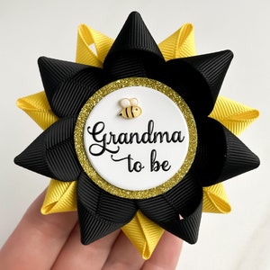 Bee Baby Shower Decorations, Black and Yellow Baby Shower Corsages, Bumble Bee Theme Baby Shower, Mommy to Be, Black and Yellow with Bee