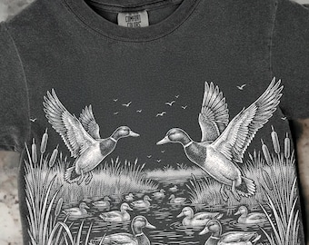 Retro Flying Mallard Duck PNG, Halftone Hunting Design for DTF Transfer, Duck Hunting Sublimation Graphic, Small Business Digital Download