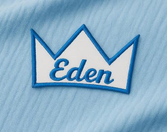 Personalized embroidered crown patch for boys Child's first name badge Accessory for pencil case, bag or clothing Back to school gift for birth
