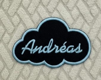 Embroidered cloud name patch – Personalized iron-on baby patch – Embroidered name for cuddly toy, bag or child's clothing