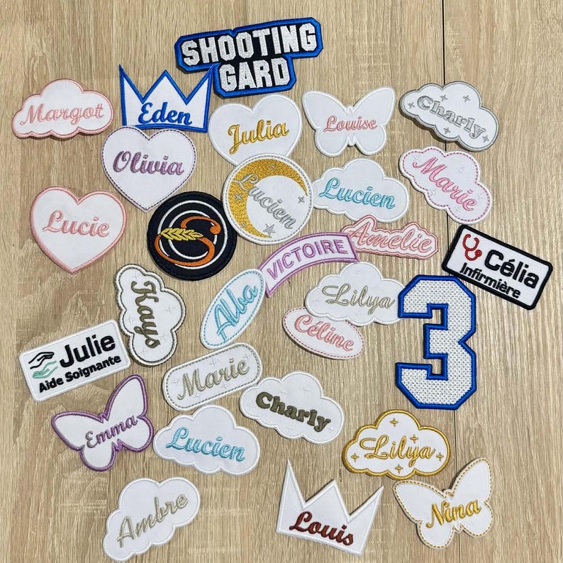 Naszywka z haftowanym imieniem chmurki – spersonalizowana naszywka do prasowania dla dziecka – haftowane imię na pluszowej zabawce, torbie lub ubranku dziecka zdjęcie 2