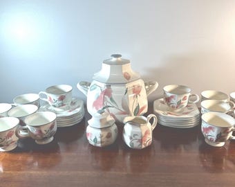 27 Pieces Mikasa Silk Flowers Pattern