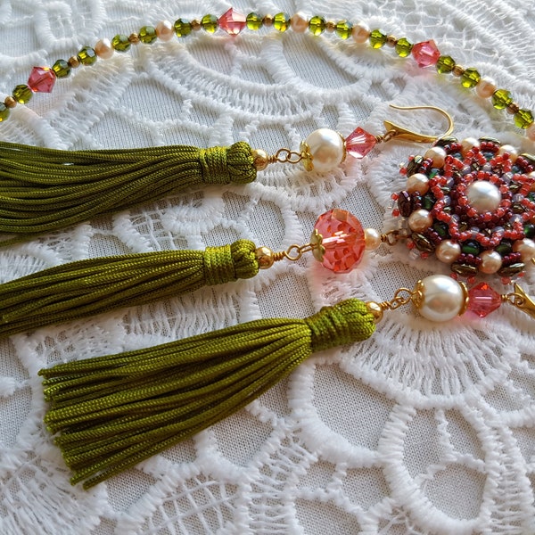 Beaded pendant tassel choker necklace, Colorful sparkling crystal olivine peach necklace , OOAK wearable art, Long dangle tassel earrings