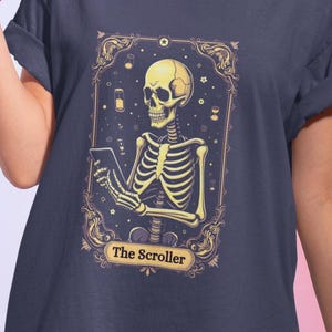 The Scroller Tarot Card T-Shirt, Skeleton Phone Graphic Tee, Doomscroll Aesthetic, Funny Tarot Shirt, Digital Burnout Gift, Gothic Tee