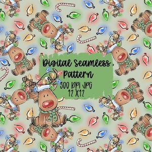 Puede incluir: Un patrón digital sin costuras con renos de dibujos animados, luces navideñas y bastones de caramelo sobre un fondo verde claro. Los renos llevan bufandas y gorros de Papá Noel. El texto "Digital seamless pattern" es visible.