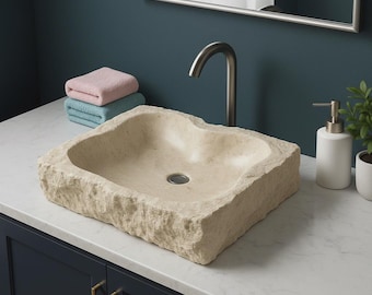 Lavabo da appoggio in marmo beige con bordo grezzo / Lavabo da bagno in pietra naturale cesellata / Mobile bagno di lusso in stile Wabi-Sabi