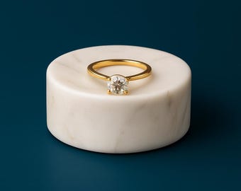 Ringschale aus Naturmarmor: Minimalistischer Schmuckhalter