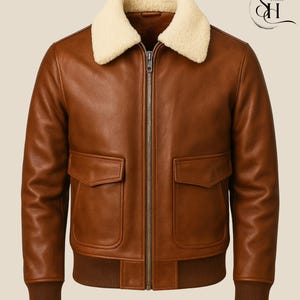 Handcrafted Shearling Collar Leather Bomber Jacket: Men&#39;s Aviator Style
