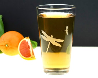 Dragonfly Beer Pint Glasses (4) - hand etched - GREAT GIFT!