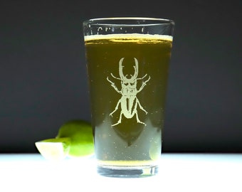 Beetle Beer Pint Glasses (4) - hand etched - GREAT GIFT!