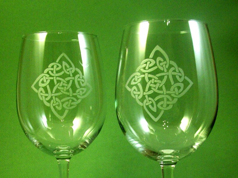 4 Wine Glasses Celtic Diamond Etsy