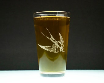 Swallow Bird  Beer Pint Glasses (4) - hand etched - GREAT GIFT!