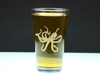 Octopus Beer Pint Glasses (2)  - hand etched - GREAT GIFT!