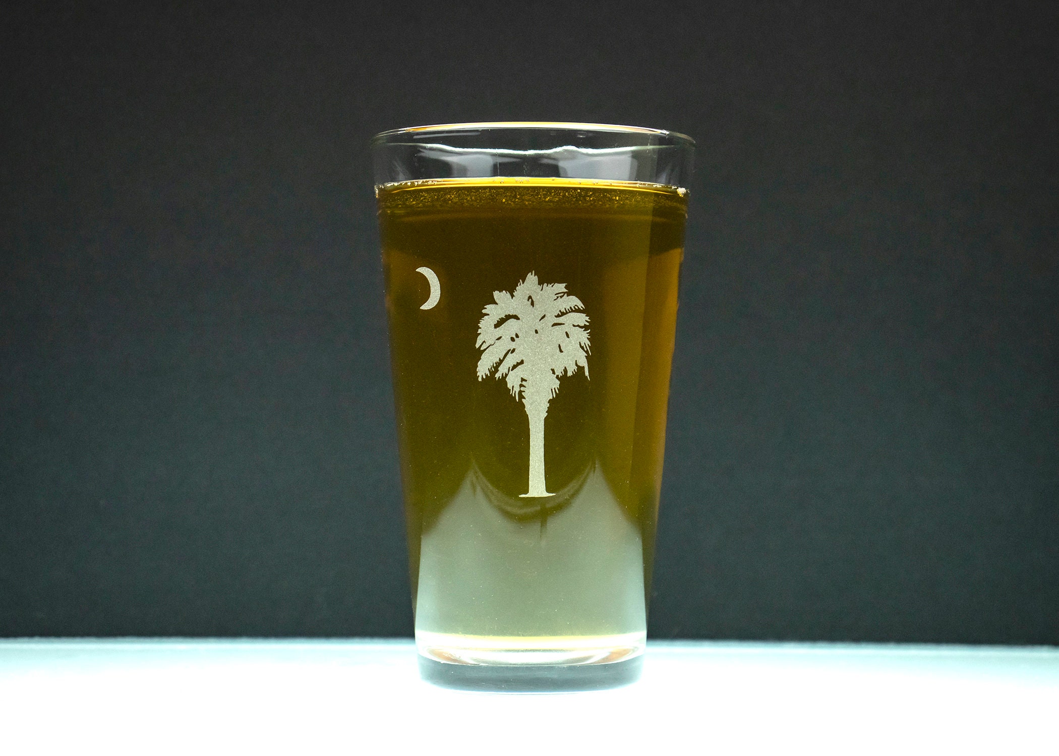 Hand Etched SC Palmetto Tree Beer Pint Glasses (Set of 2)