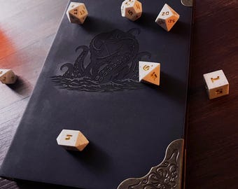 Customizable Journal of Cthulhu for your Sketches, Notes, or DnD Campaign!