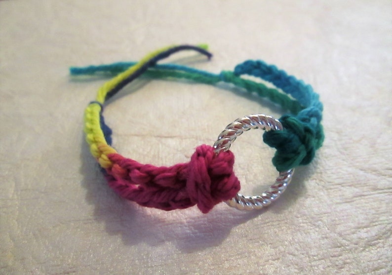 crochet friendship bracelet